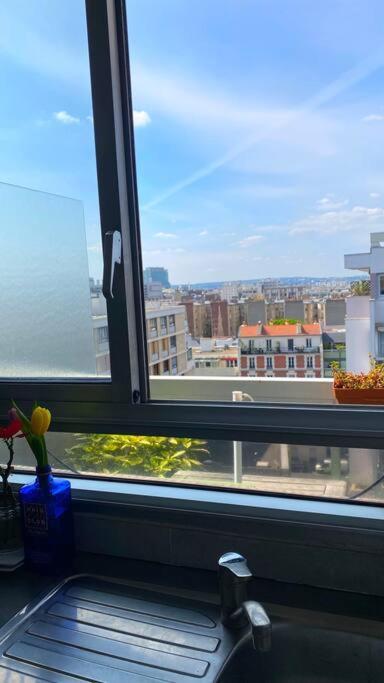Nice Loft With Romantic View Over The Eiffel Tower Paris Eksteriør billede