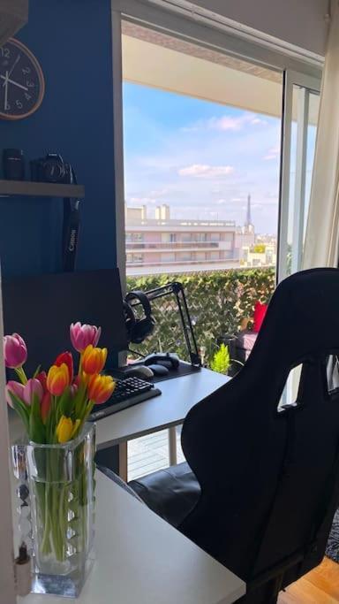 Nice Loft With Romantic View Over The Eiffel Tower Paris Eksteriør billede